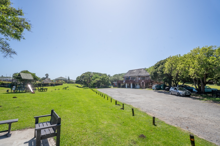0 Bedroom Property for Sale in Cove Rock Eastern Cape